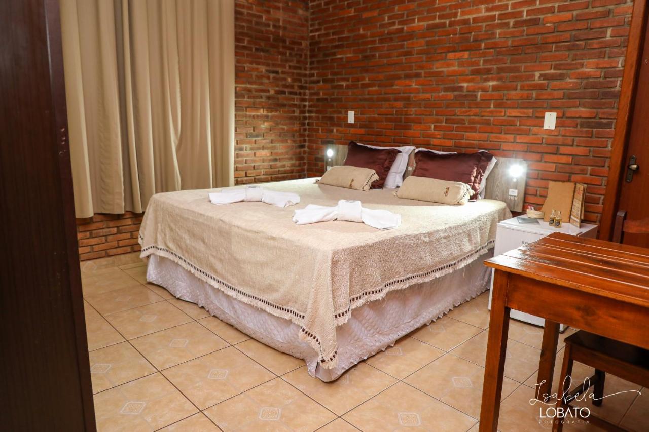 Hotel Chale De Minas บาร์บาเซนา ภายนอก รูปภาพ